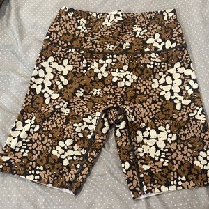 Offline by aerie large